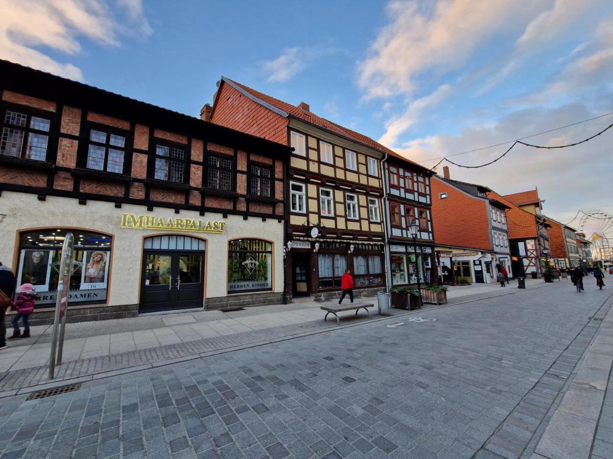 Pension Zum Lukullus Wernigerode Exteriör bild